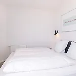 6 Person In Διαμέρισμα *