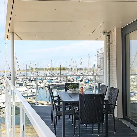 Meerblickwohnung In Exklusiver Lage